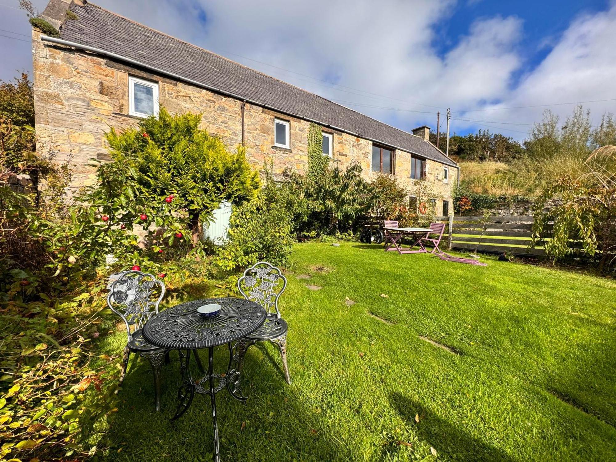 Sea Song, Selkie House Bed & Breakfast Helmsdale Exterior photo